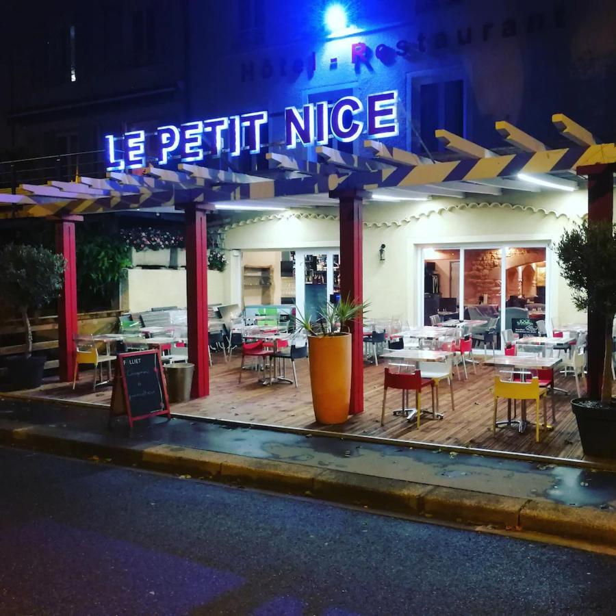 Hotel O Petit Neuville-sur-Saone