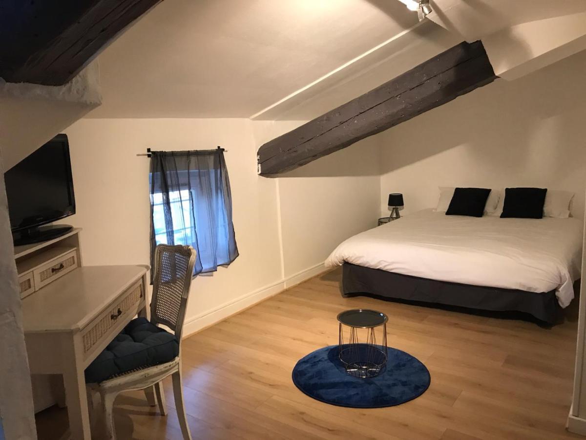 O Petit Hotel 3*